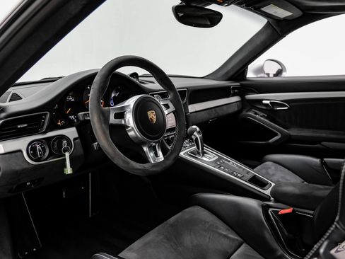 Used 2015 Porsche 911 GT3 RWD image 36