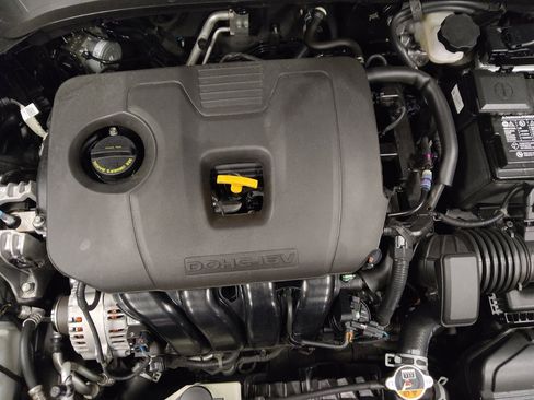 Used 2023 Kia Forte LXS w/ LXS Technology Package FWD image 30