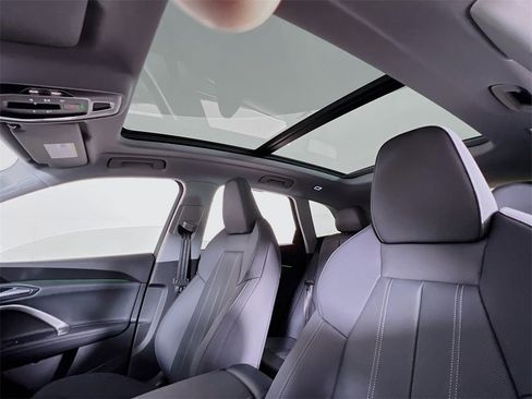 New 2025 Audi Q5 Premium Plus image 12