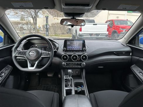 Used 2023 Nissan Sentra SV image 21