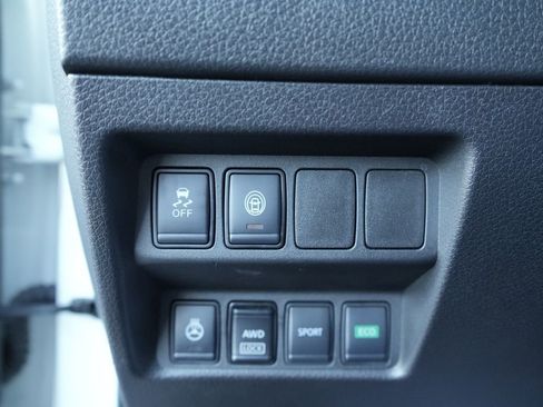 Used 2020 Nissan Rogue Sport SV w/ All-Weather Package image 25