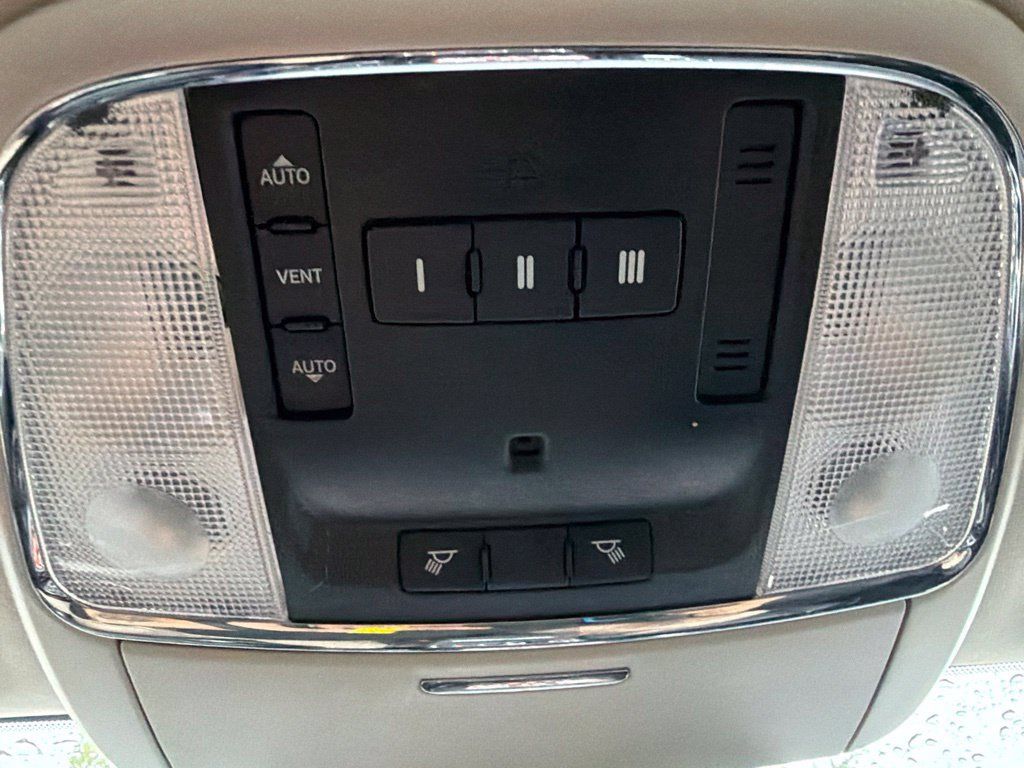 Used 2017 Dodge Durango GT AWD/4WD image 30