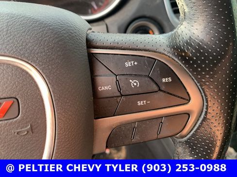 Used 2019 Dodge Durango SXT image 13