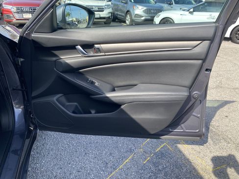 Used 2020 Honda Accord LX image 23