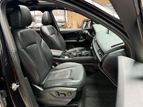 Used 2017 Audi Q7 3.0T Prestige w/ Prestige Package AWD/4WD image 27