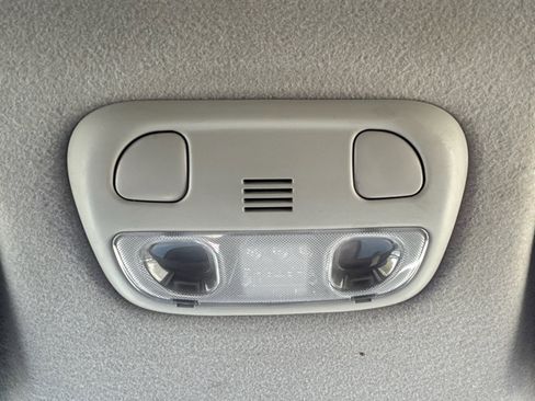 Used 2014 Subaru Crosstrek 2.0i Premium image 24