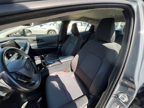 Used 2024 Toyota Prius LE image 36