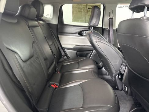 Used 2022 Jeep Compass Limited AWD/4WD image 26