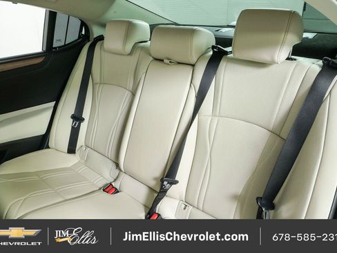 Used 2025 Lexus ES 350 Ultra Luxury w/ Accessory Package (Z2) FWD image 19
