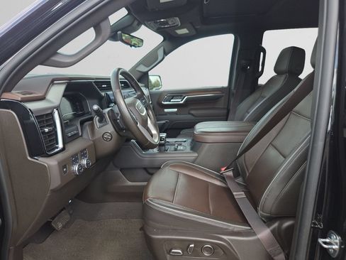 Used 2024 GMC Sierra 1500 Denali w/ Denali Reserve Package AWD/4WD image 10