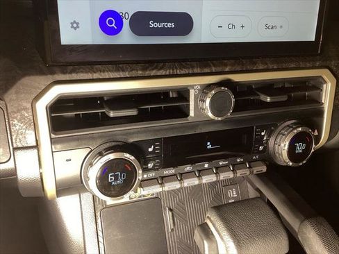 Certified 2024 Toyota Tacoma Limited w/ Limited Package (LT) AWD/4WD image 18