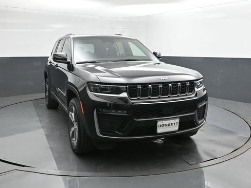 New 2026 Jeep Grand Cherokee Limited AWD/4WD image 22