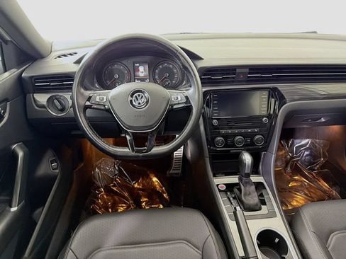 Used 2022 Volkswagen Passat 2.0T R-Line FWD image 25
