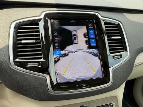 Certified 2024 Volvo XC90 B6 Plus AWD/4WD image 22