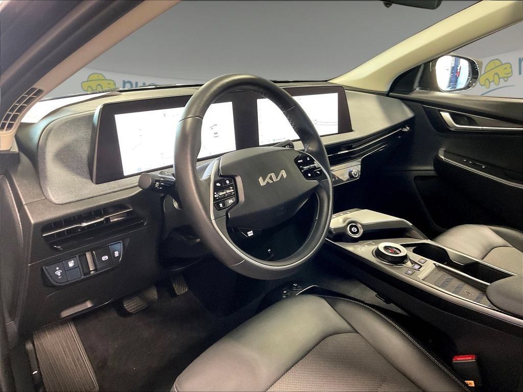 Used 2024 Kia EV6 Light AWD/4WD image 8