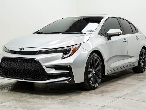 Used 2024 Toyota Corolla XSE FWD image 7