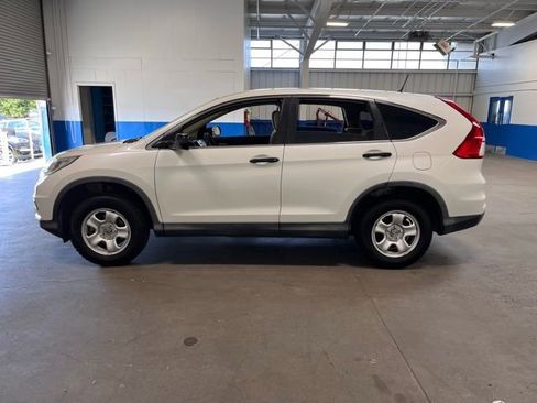 Used 2015 Honda CR-V LX image 6