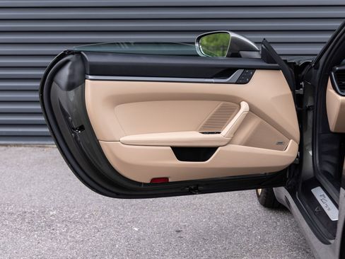 Certified 2024 Porsche 911 Carrera RWD image 19