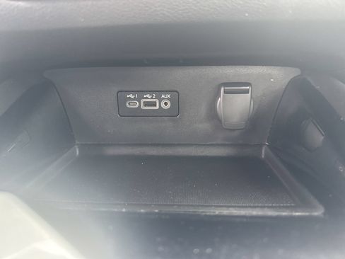 Used 2024 Nissan Altima 2.5 SR FWD image 25