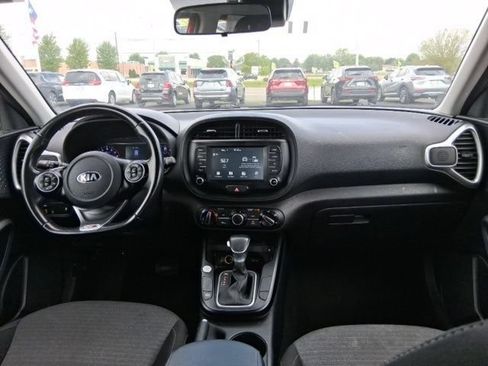 Used 2020 Kia Soul GT-Line w/ GT 2.0L Power Sunroof Package FWD image 11