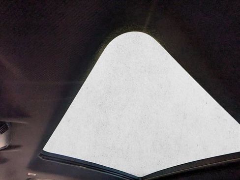 Used 2026 BMW X2 xDrive28i w/ M Sport Package image 15