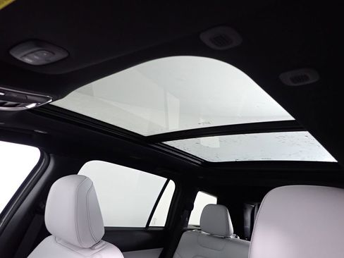 New 2026 Jeep Cherokee Limited image 38