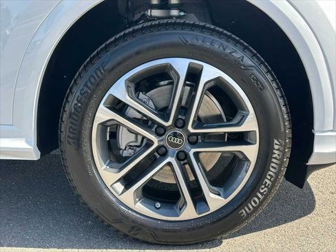 New 2025 Audi Q5 Premium image 9