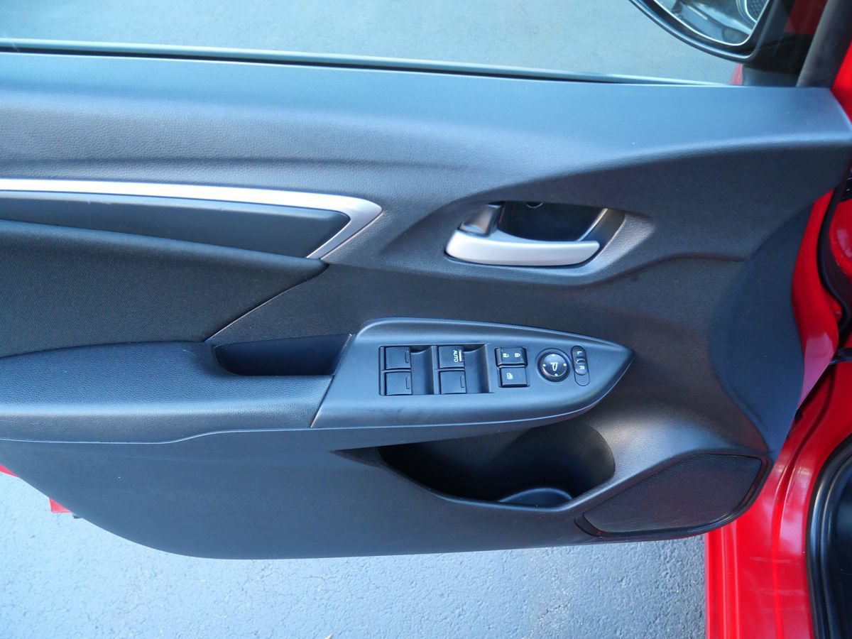 Used 2015 Honda Fit LX image 15