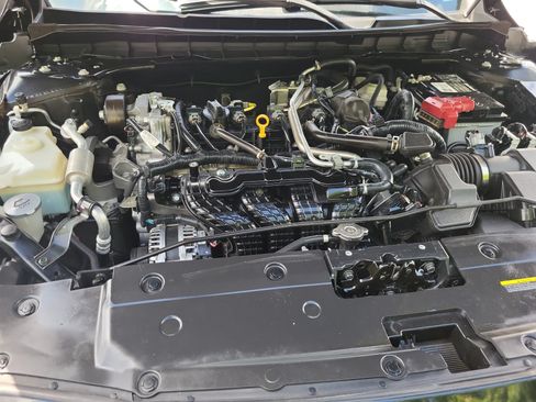 Used 2024 Nissan Altima 2.5 S FWD image 25