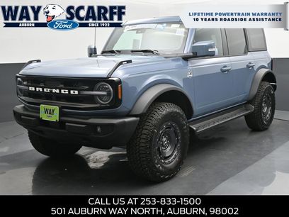 New 2025 Ford Bronco Outer Banks w/ Sasquatch Package