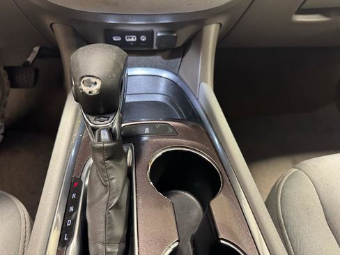 Used 2021 Chevrolet Malibu LT FWD image 13
