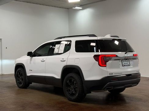 Used 2023 GMC Acadia AT4 image 27
