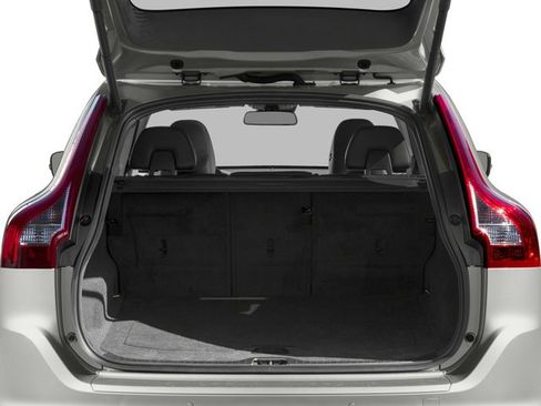 Used 2016 Volvo XC60 T5 w/ Proximity Package image 12