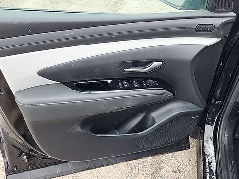 Used 2025 Hyundai Santa Cruz Limited image 14