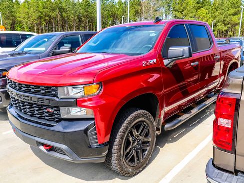 Used 2024 Chevrolet Silverado 1500 LT Trail Boss w/ Convenience Package II AWD/4WD image 1