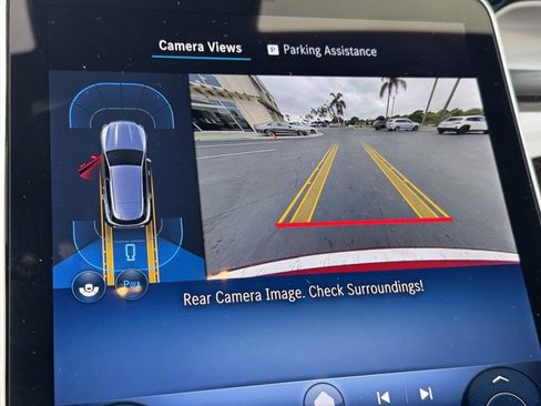 Used 2025 Mercedes-Benz GLC 300 image 22