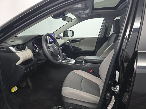 Used 2023 Toyota RAV4 XLE w/ Convenience Package AWD/4WD image 7