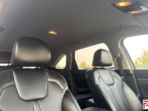 Used 2021 Kia Sorento EX AWD/4WD image 21