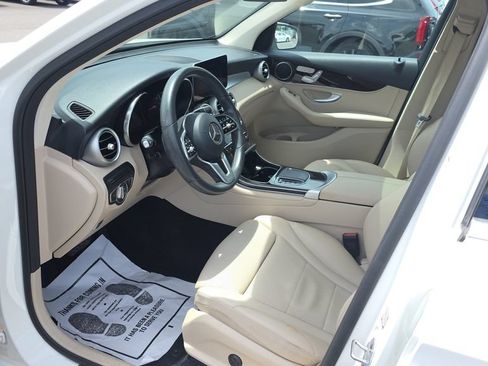 Used 2022 Mercedes-Benz GLC 300 image 22