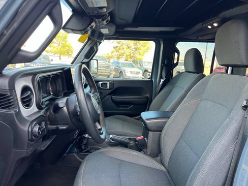 Used 2024 Jeep Wrangler Unlimited Sport AWD/4WD image 28