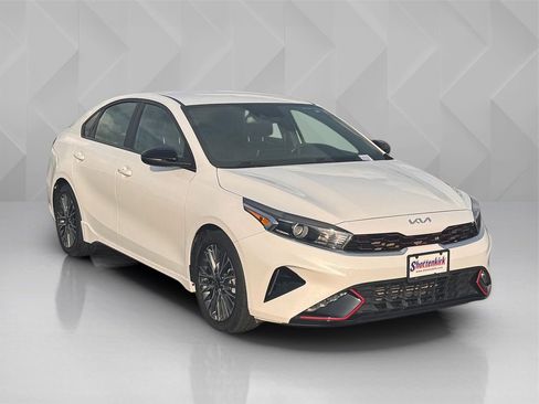 Used 2022 Kia Forte GT-Line image 3
