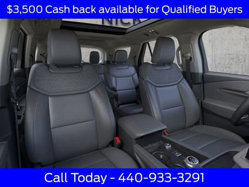 New 2026 Ford Explorer Active w/ Active Comfort Package image 12