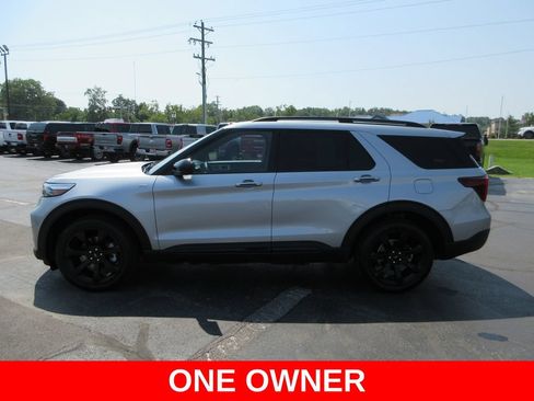 Used 2023 Ford Explorer ST-Line w/ Class IV Trailer Tow Package AWD/4WD image 10