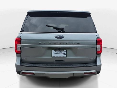 Used 2024 Ford Expedition Max XLT RWD image 9