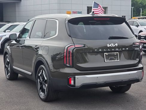 Used 2023 Kia Telluride EX AWD/4WD image 6