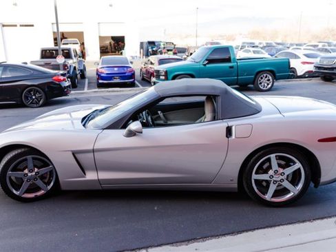 Used 2007 Chevrolet Corvette Convertible w/ Preferred Equipment Group image 15