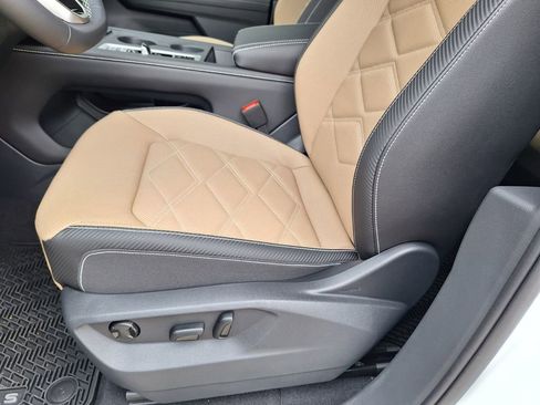 New 2026 Volkswagen Atlas Cross Sport SE image 10