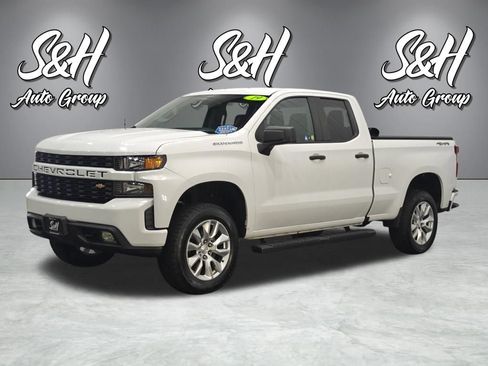 Used 2019 Chevrolet Silverado 1500 Custom w/ Trailering Package AWD/4WD image 11