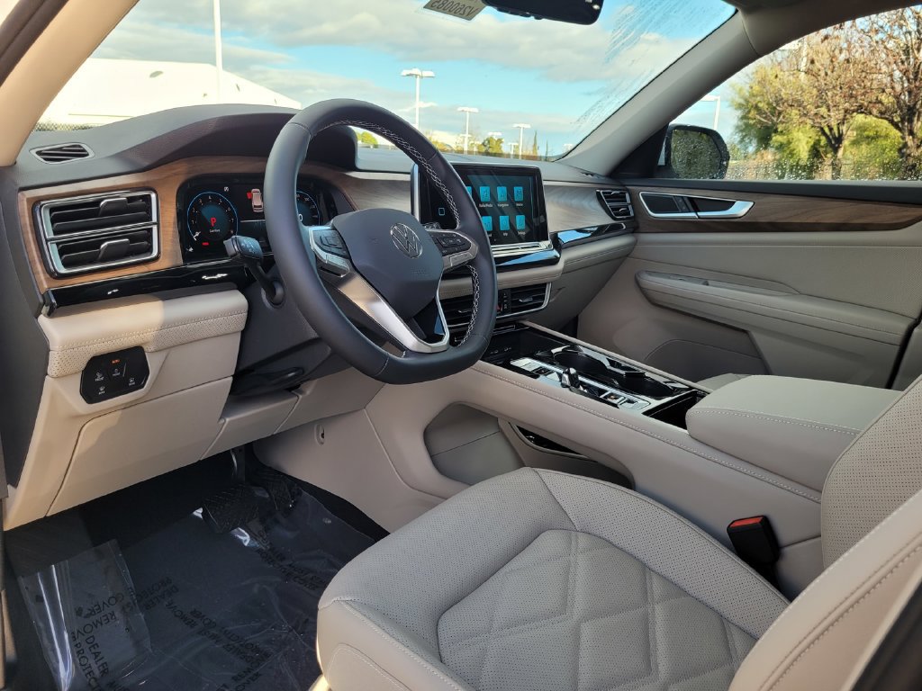 New 2026 Volkswagen Atlas SE FWD image 10