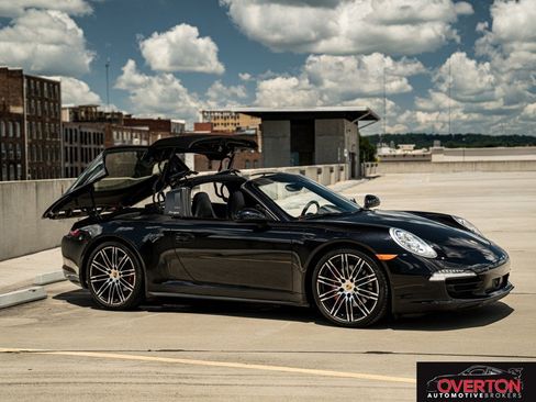 Used 2015 Porsche 911 Targa 4S AWD/4WD image 38